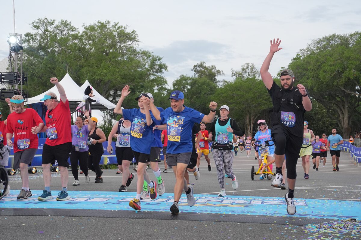 10-Miler finish line hand in hand