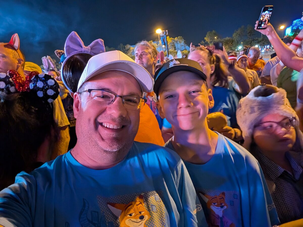 Pre-5K selfie in Zootopia shirts